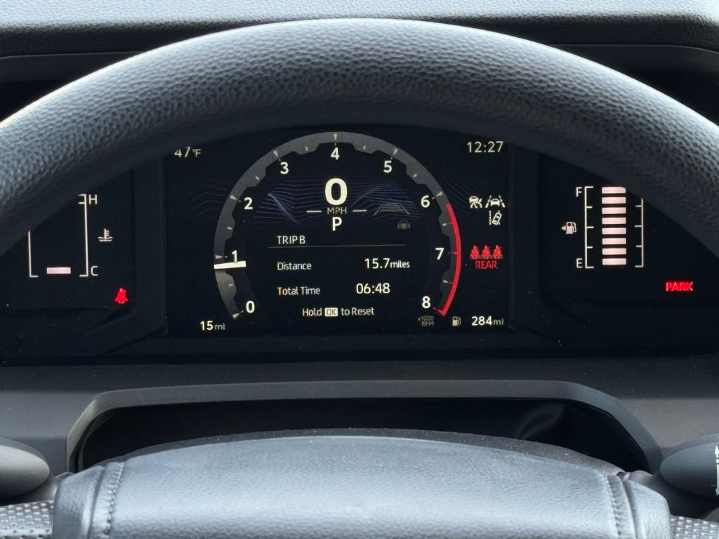 2025 Toyota Tacoma SR5 - Photo 23