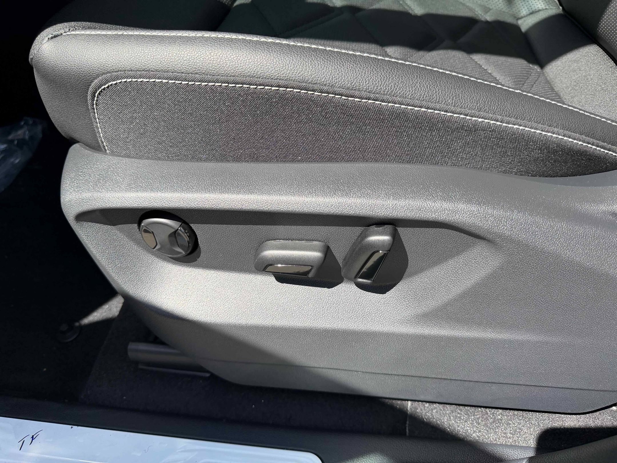 New 2026 Opal Volkswagen 2.0T SE w/Technology image 15