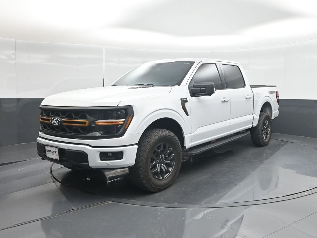Used 2025 White Ford Tremor image 1
