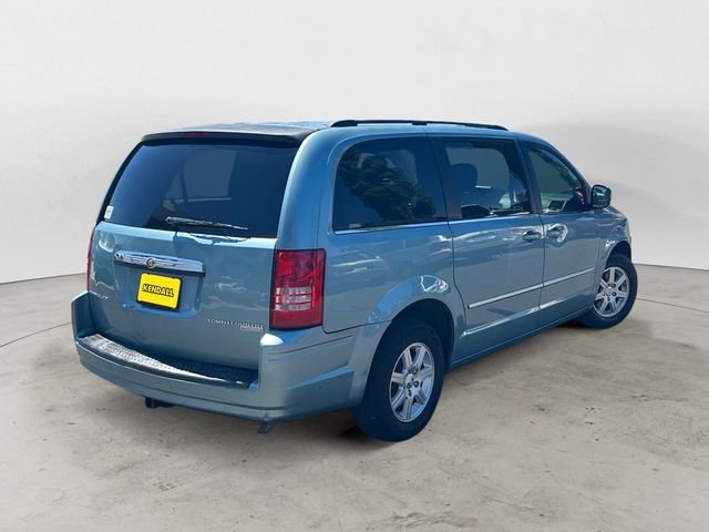 Used 2010 Blue Chrysler Touring image 5