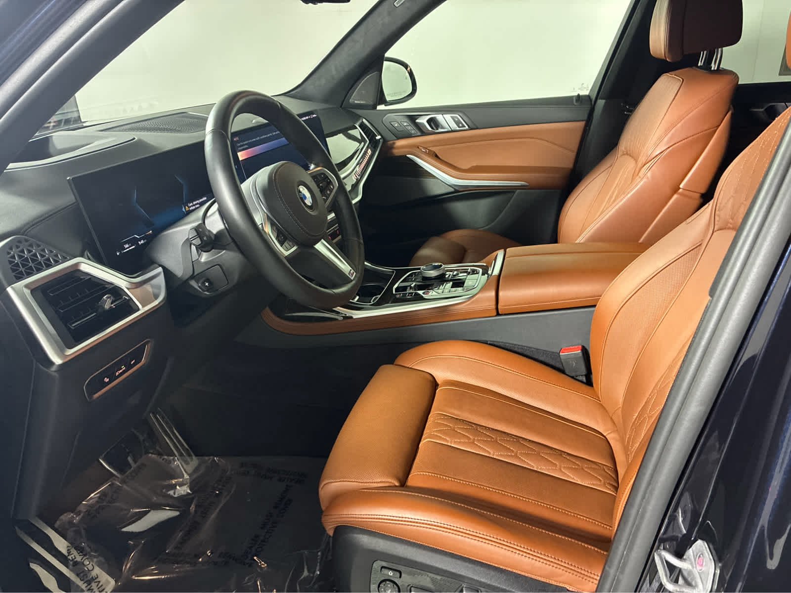 Used 2024 Carbon Black Metallic BMW xDrive40i image 7