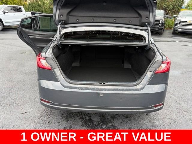 Used 2025  Toyota LE image 15