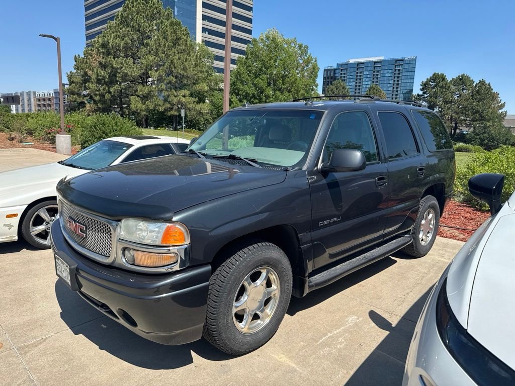 2003 GMC Yukon Denali's photo