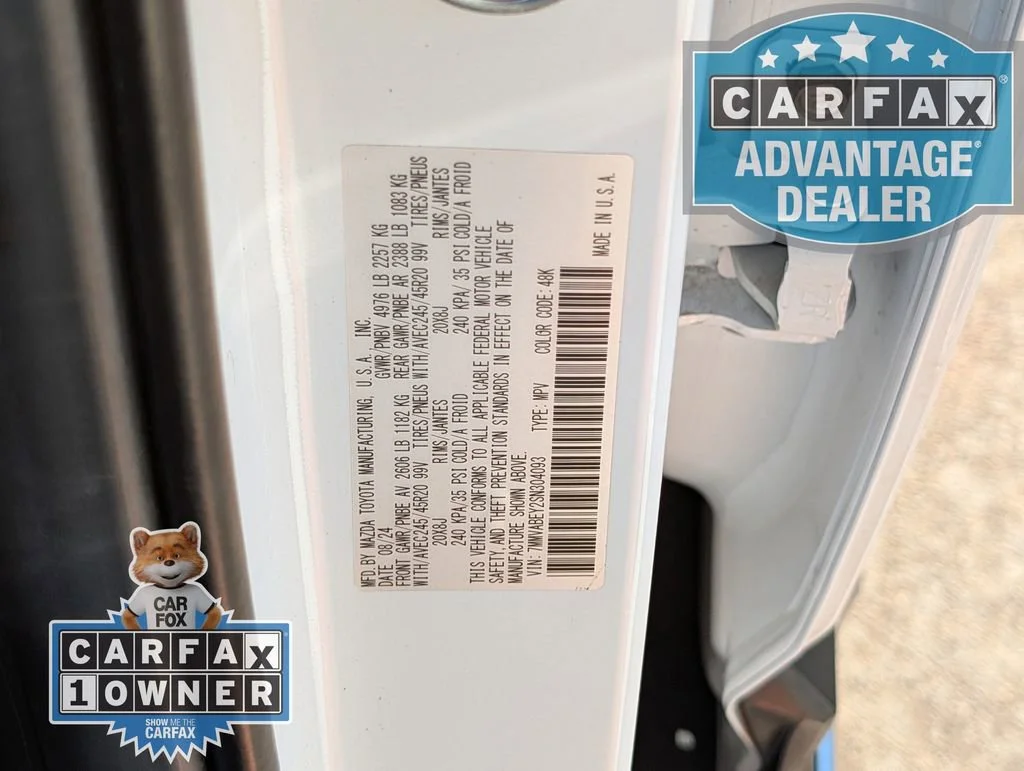 Used 2025 White/off-white Mazda 2.5 Turbo Premium Plus Package image 36
