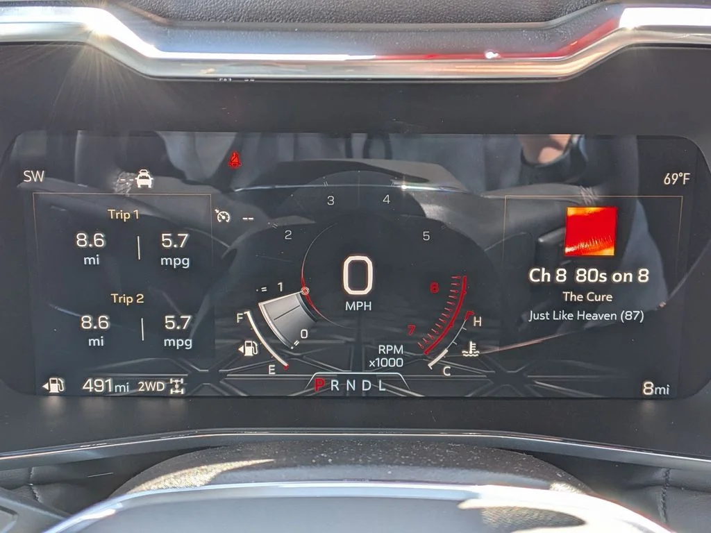 New 2026 Rapids Metallic GMC Elevation image 11