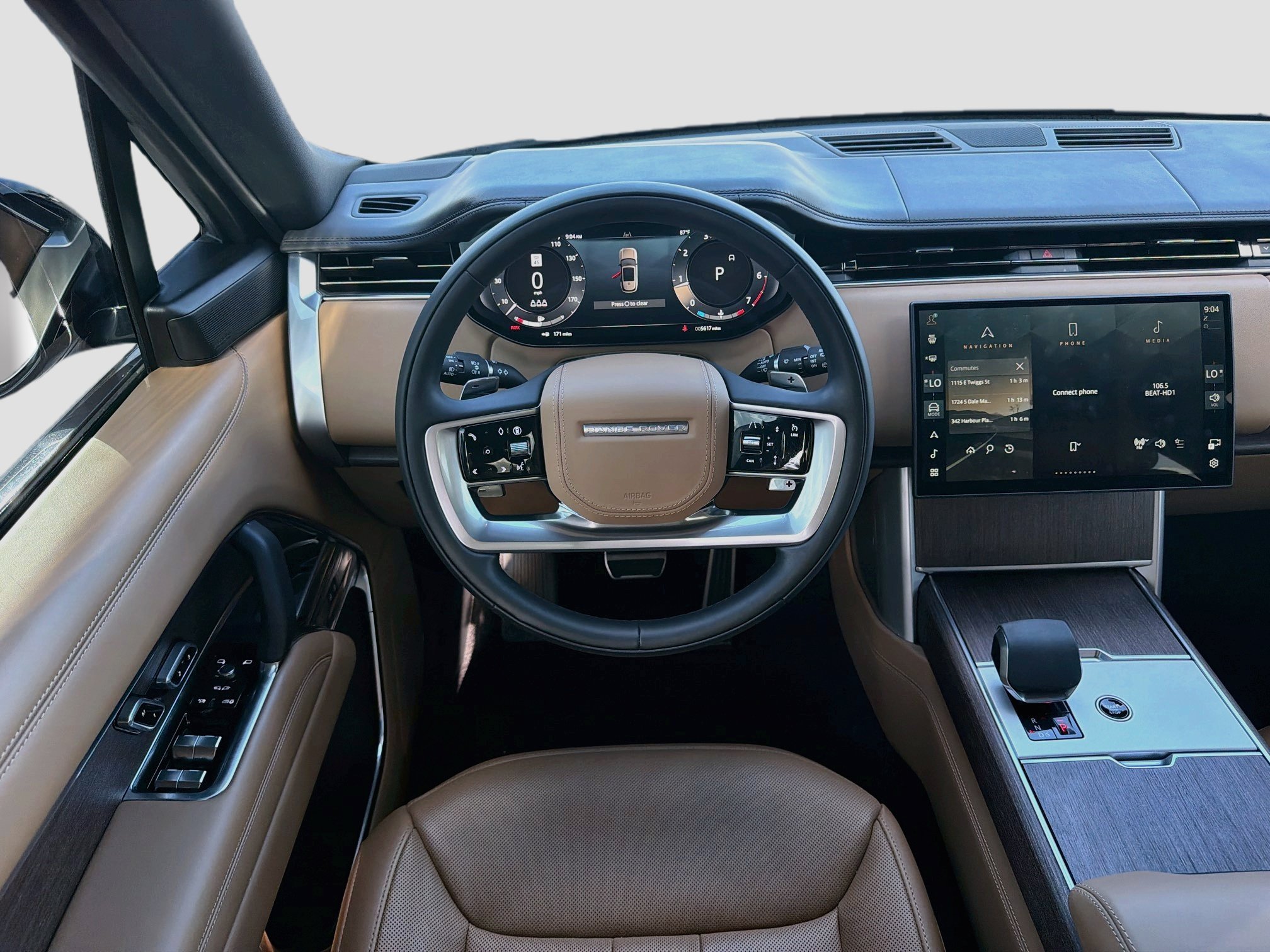 Used 2025 Gray Land Rover SE image 18