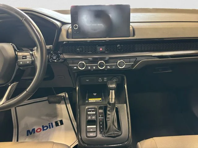 Used 2024 Silver Honda EX-L image 12