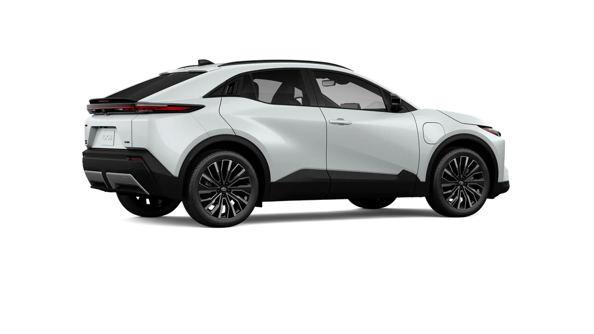 New 2026 Wind Chill Pearl Toyota XSE image 31