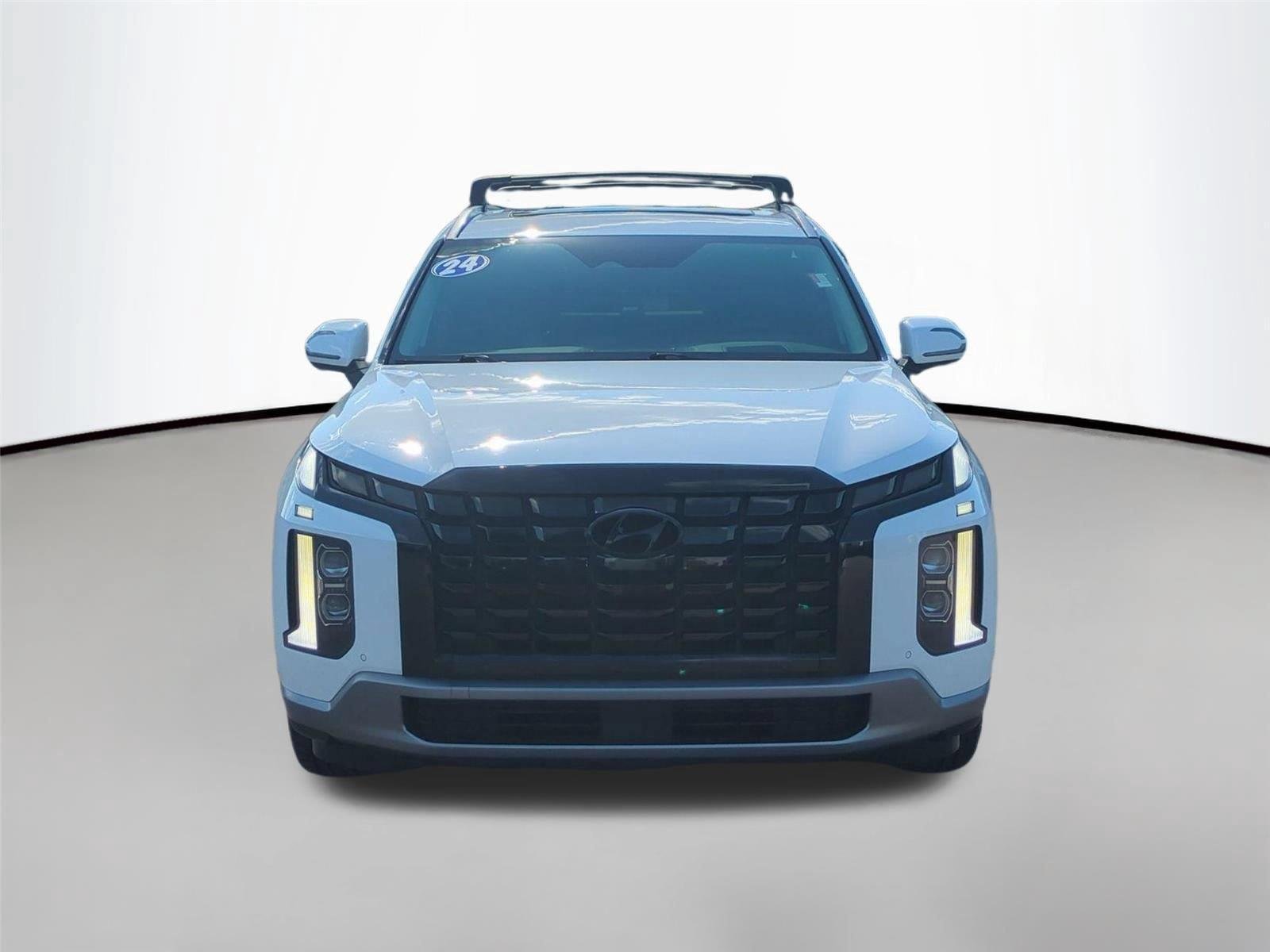 Used 2024 Hyper White Hyundai Limited image 8