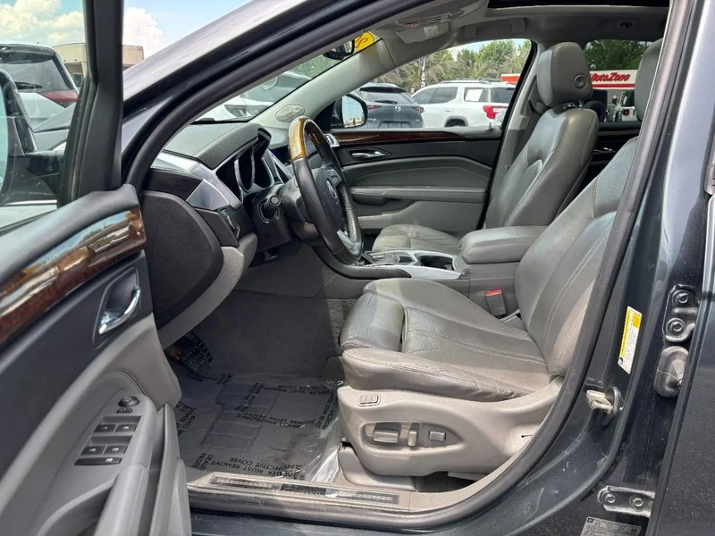 Used 2010 Gray Flannel Cadillac Luxury Collection image 8