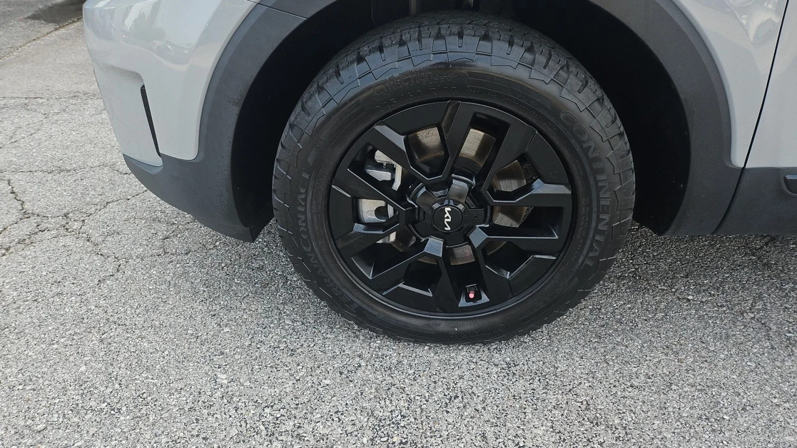 Used 2024 Gray Kia SX X-Pro AWD image 9