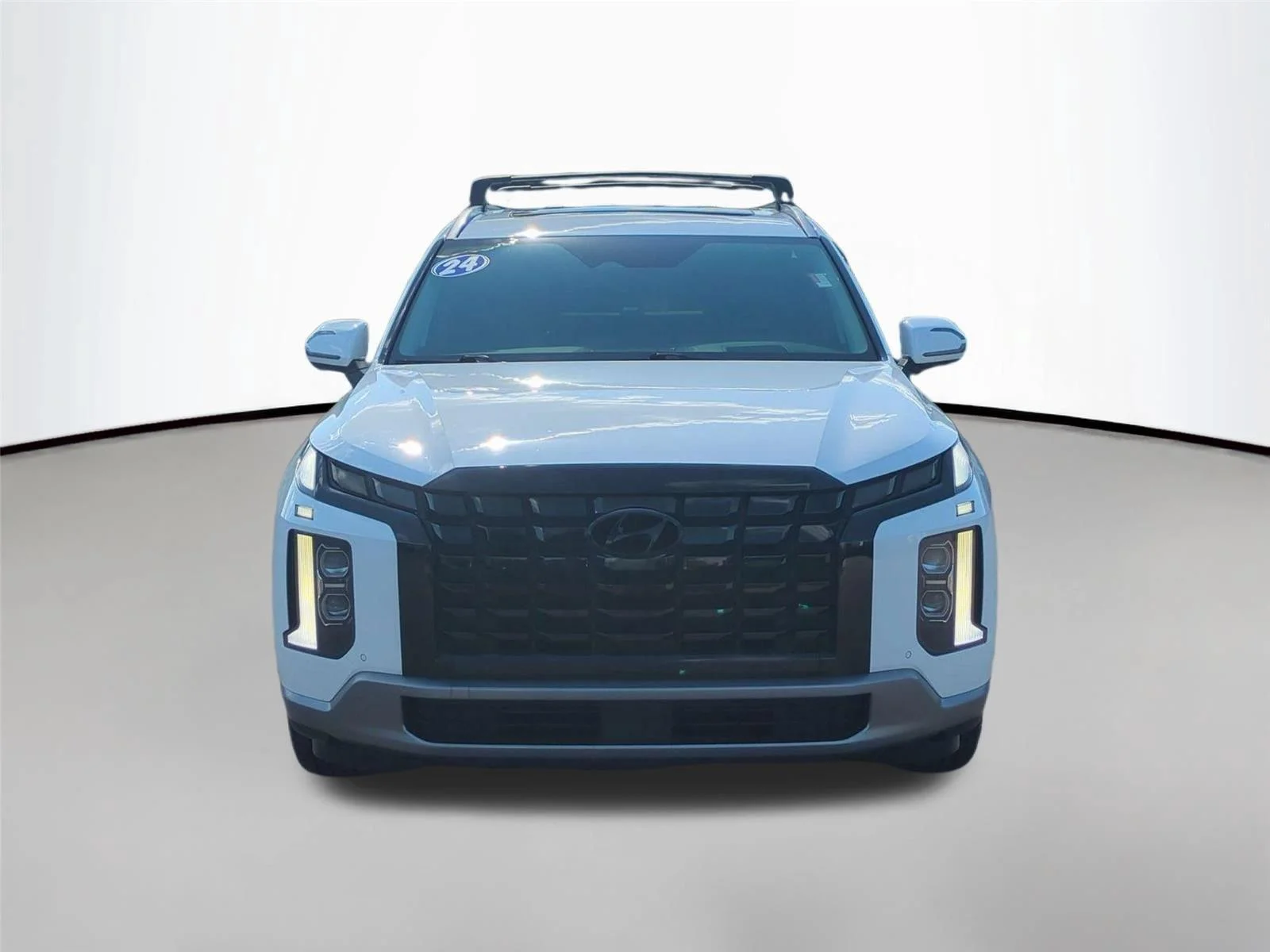 Used 2024 Hyper White Hyundai Limited image 8