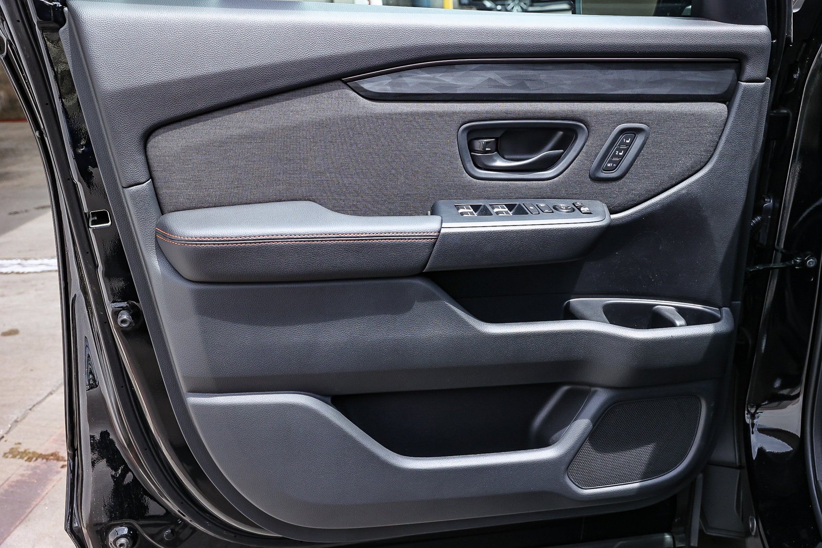 New 2026 Platinum White Pearl Honda TrailSport AWD image 22