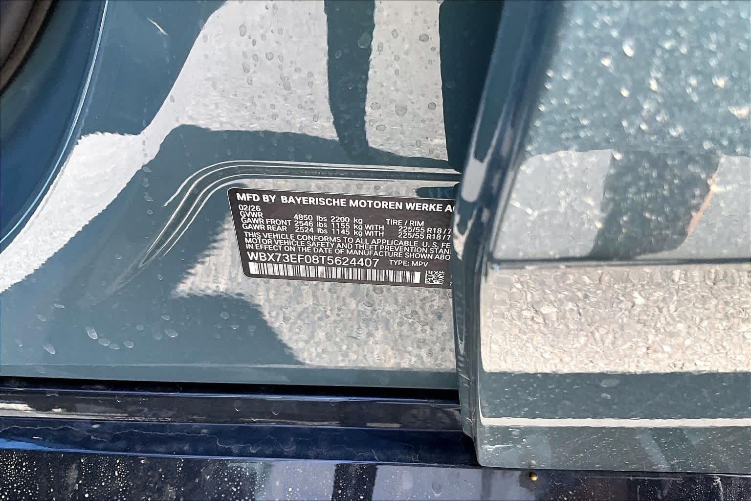 Used 2026 Cape York Green Metallic BMW xDrive28i image 19