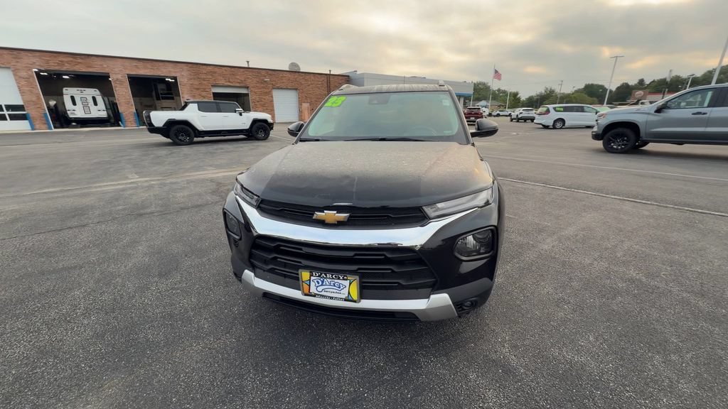 Certified Used 2023 Mosaic Black Metallic Chevrolet LT image 3