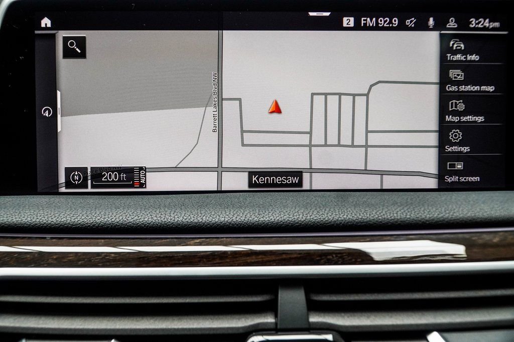 Used 2021 White BMW 740i xDrive image 25