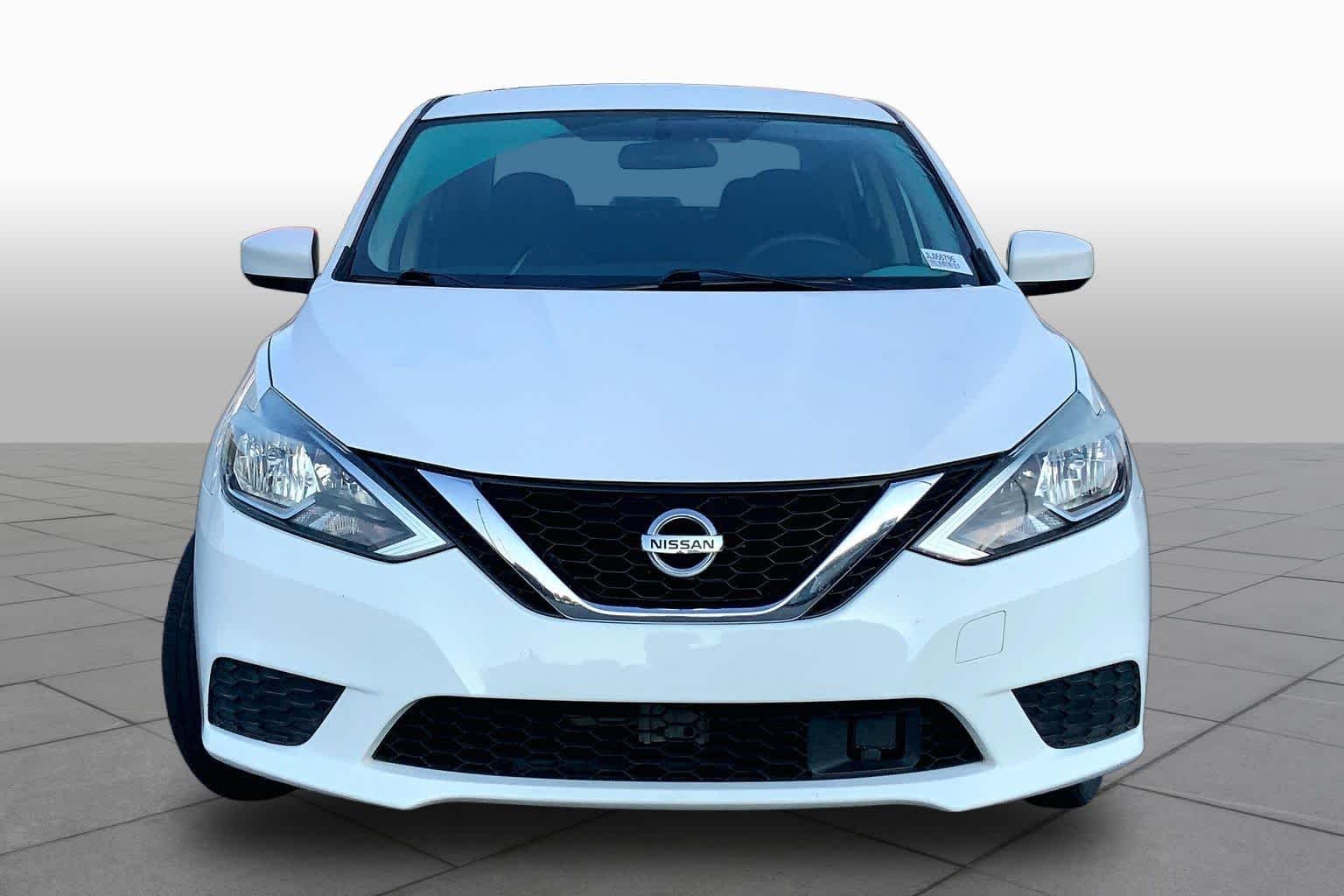Used 2018 Fresh Powder Nissan SV image 4