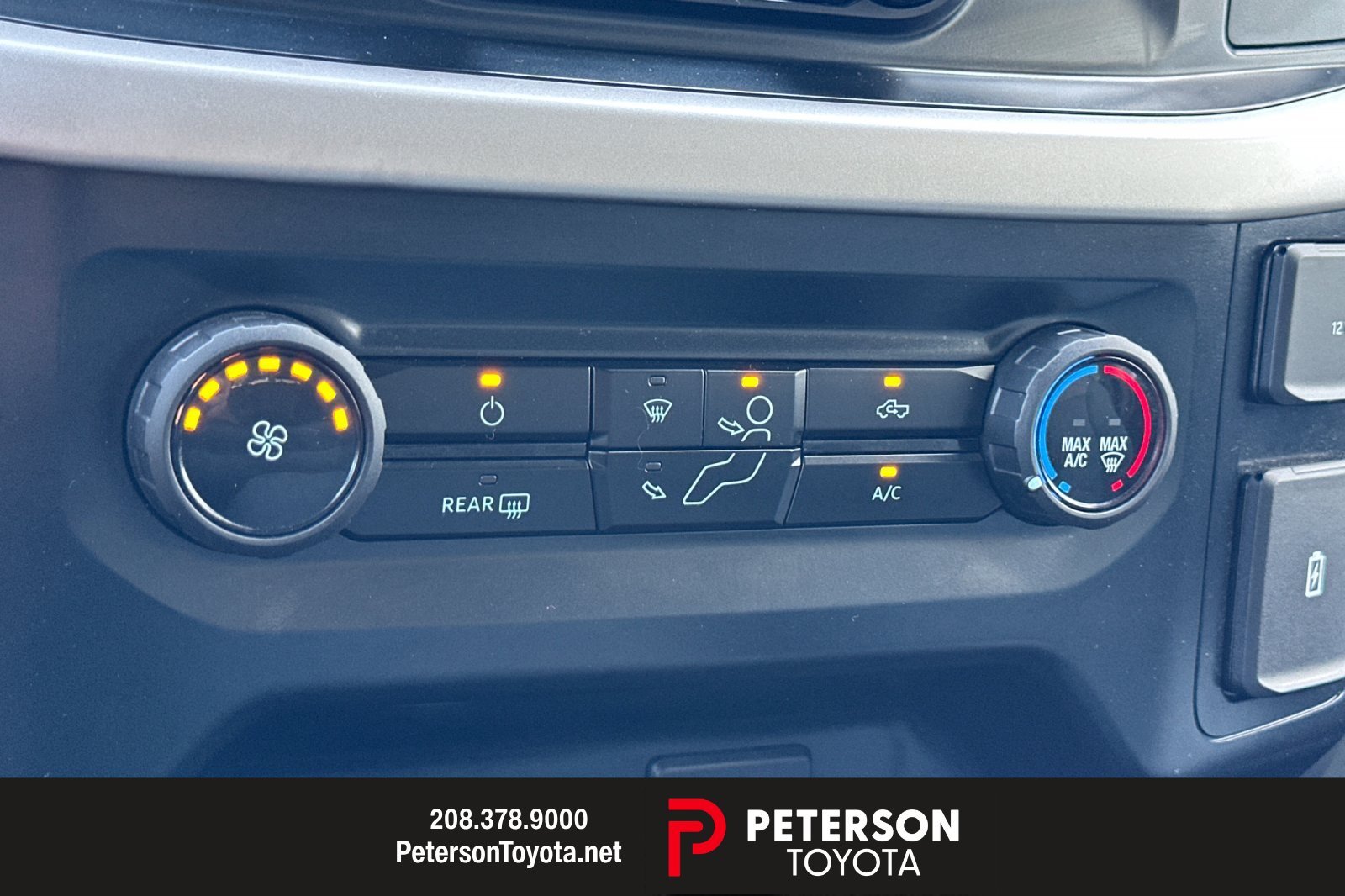 Used 2023  Ford XLT image 19
