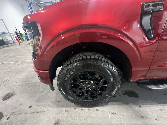 New 2026 Ruby Red Metallic Tinted Clearcoat Ford XLT image 23