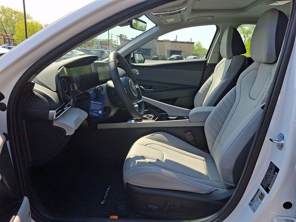 New 2026 Serenity White Pearl Hyundai Limited image 7