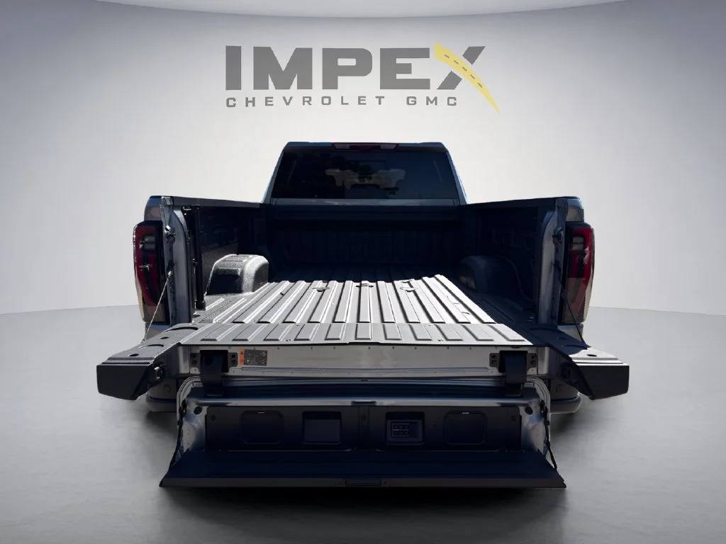 New 2026 Sterling Metallic GMC AT4X image 6