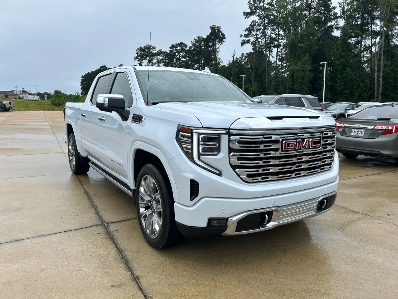 New 2026 Glacier White Tricoat GMC Denali image 2