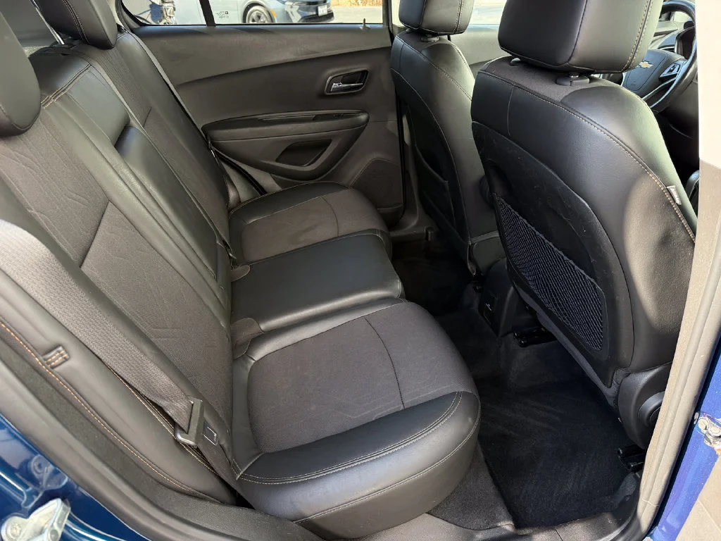 Used 2020 PACIFIC BLUE METALLIC Chevrolet LT image 18