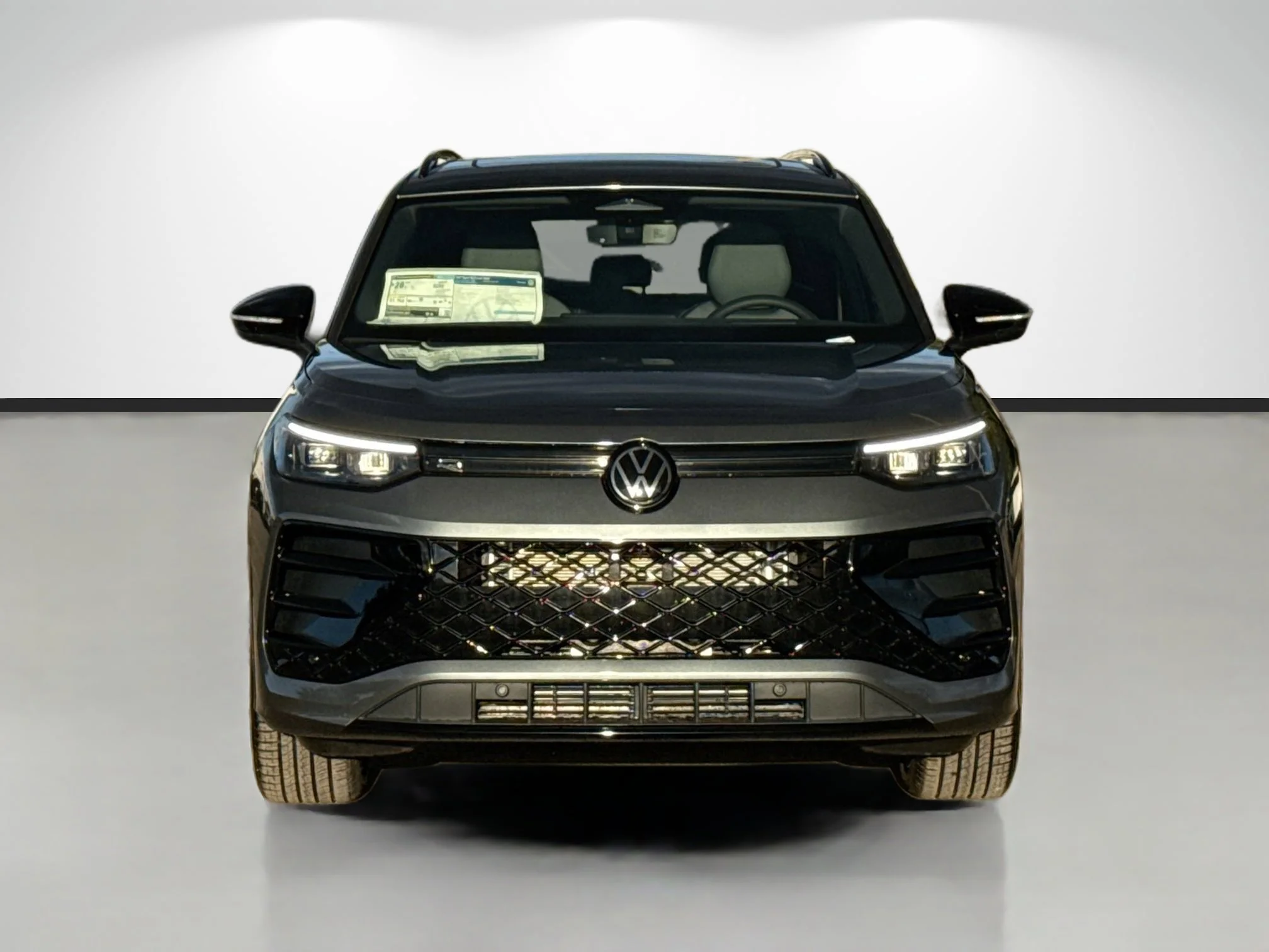 New 2026 Platinum Volkswagen SE R-Line Black image 8