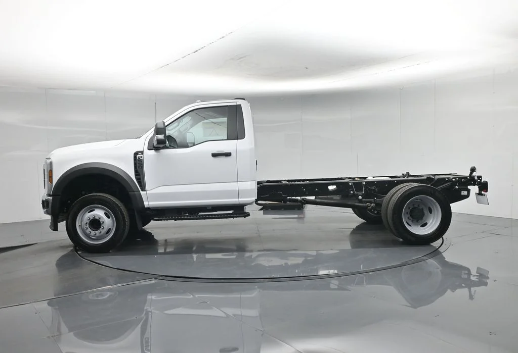 New 2026 White Ford XL image 19