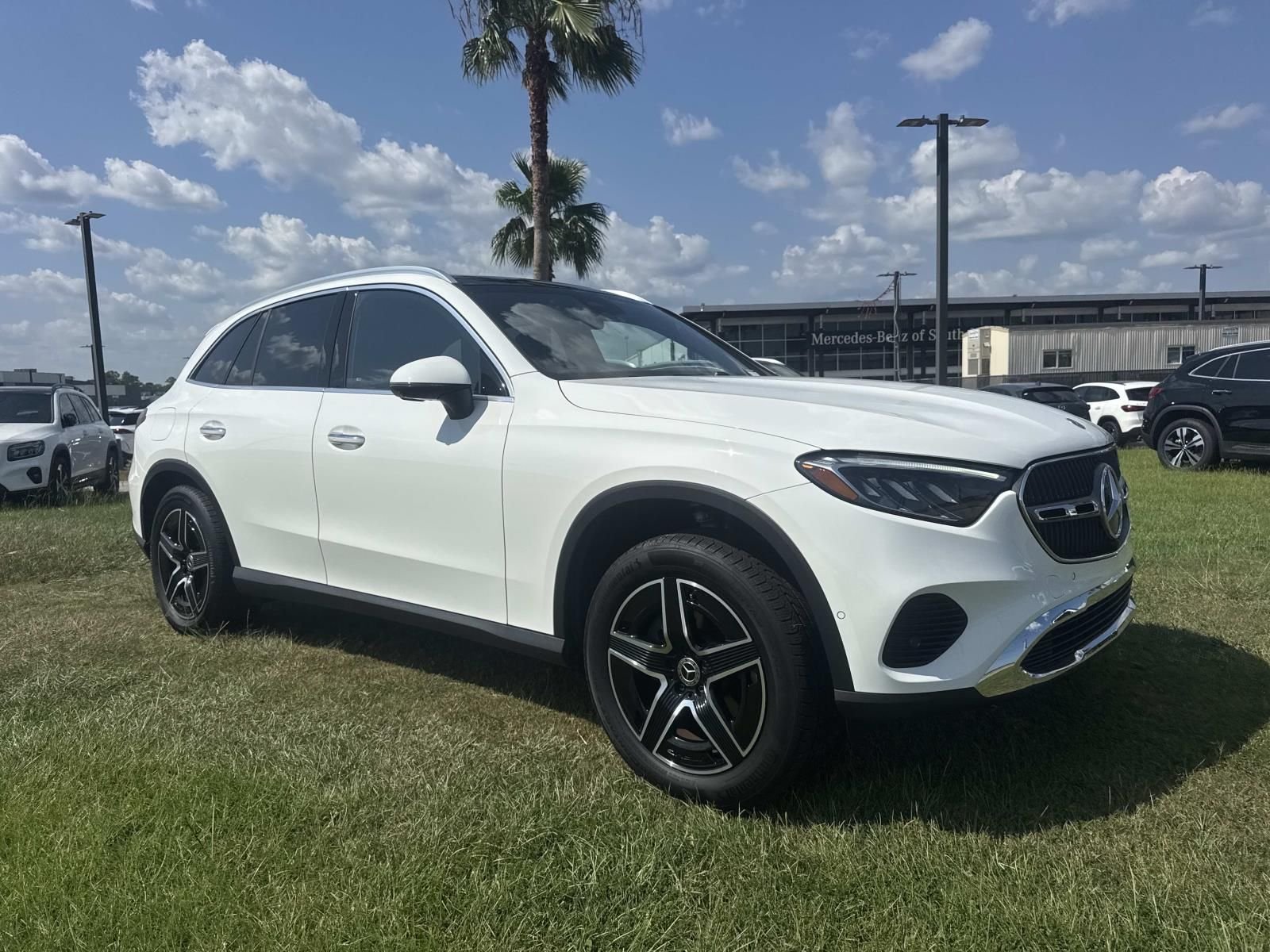 Certified Used 2026 White Mercedes-Benz GLC 300 image 3