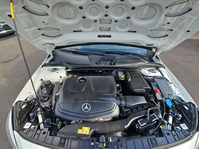 Used 2019 White Mercedes-Benz GLA 250 image 33