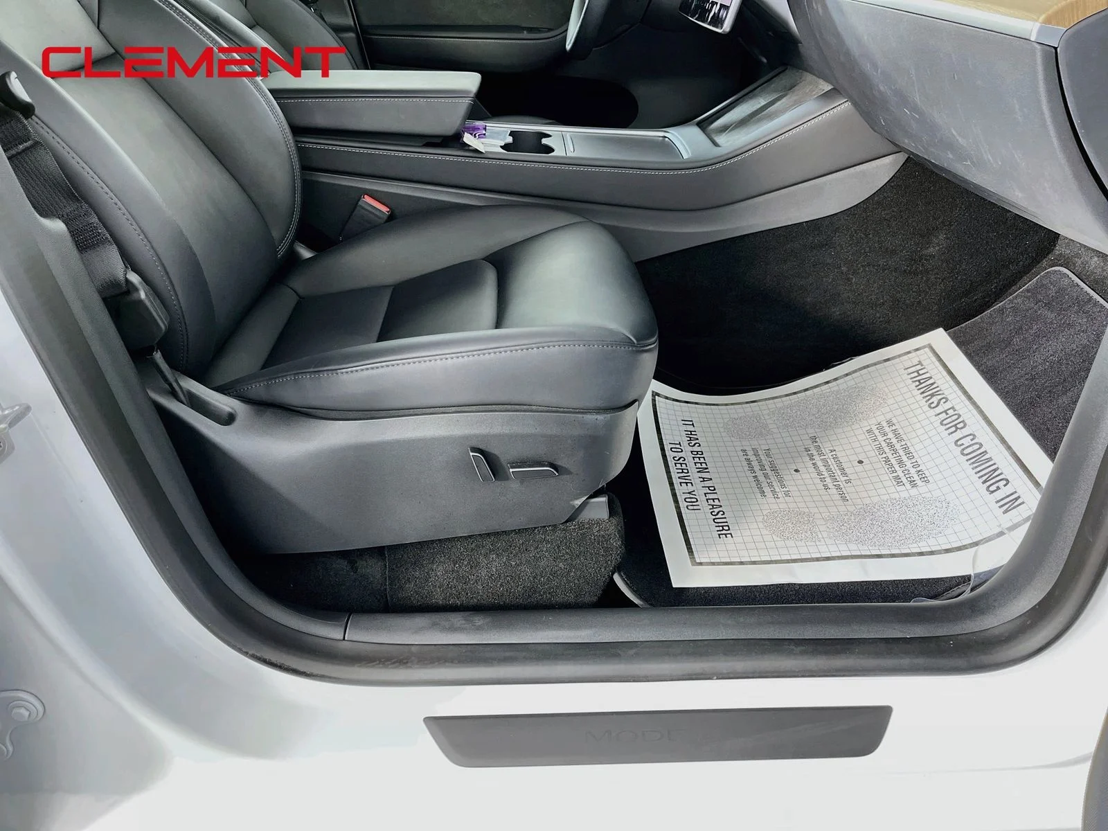 Used 2023 White Tesla Long Range image 31