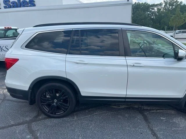 Used 2021 White Honda Special Edition image 3