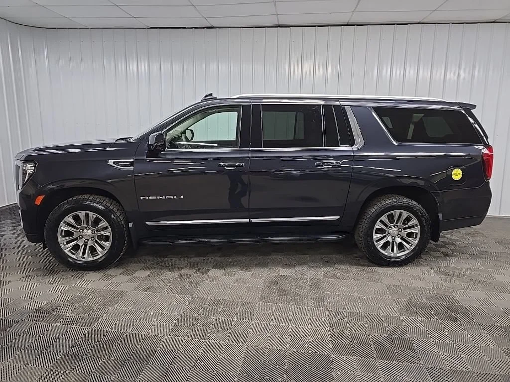 Used 2023 Titanium Rush Metallic GMC Denali image 5