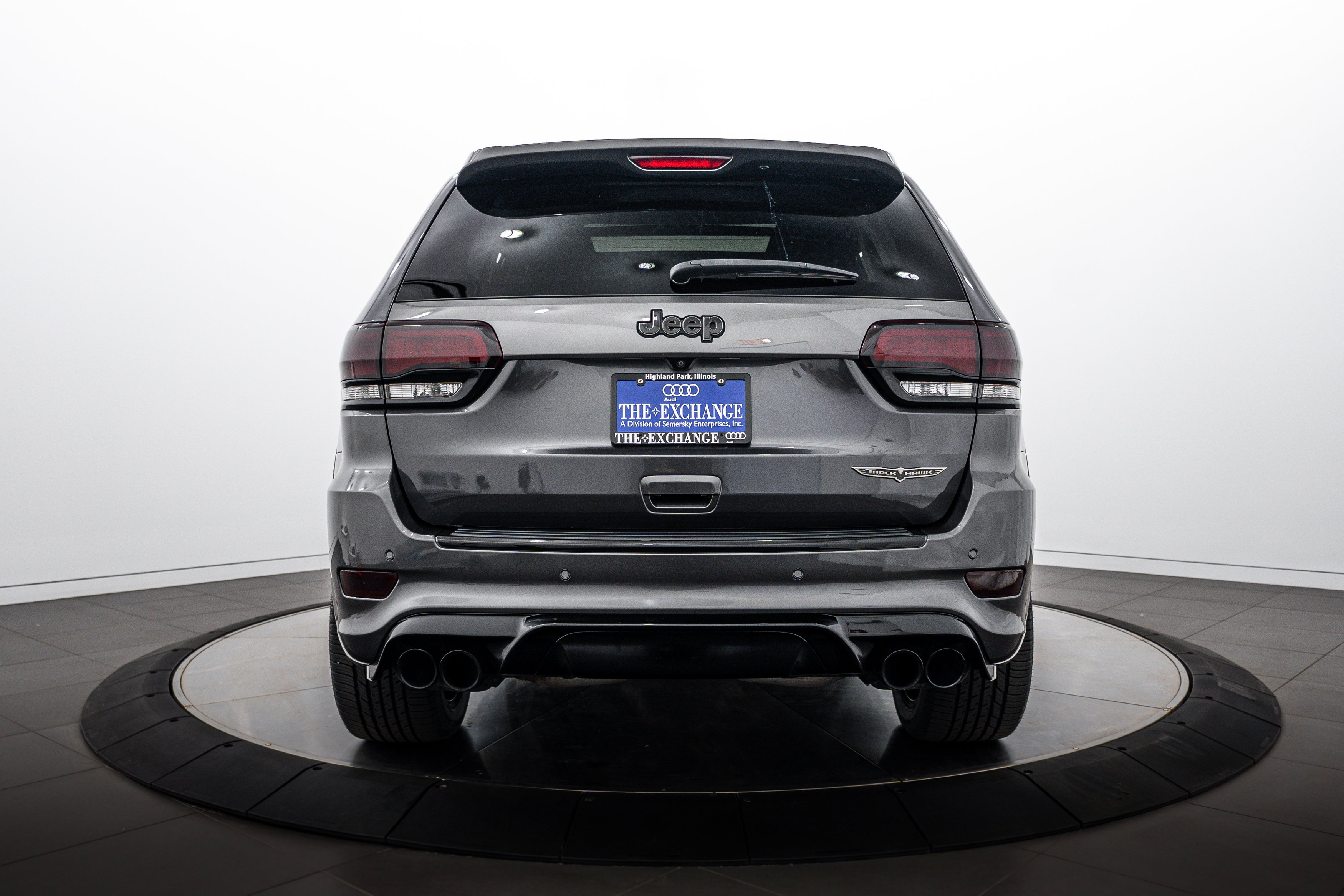 Used 2018 Granite Crystal Metallic Clearcoat Jeep Trackhawk image 27