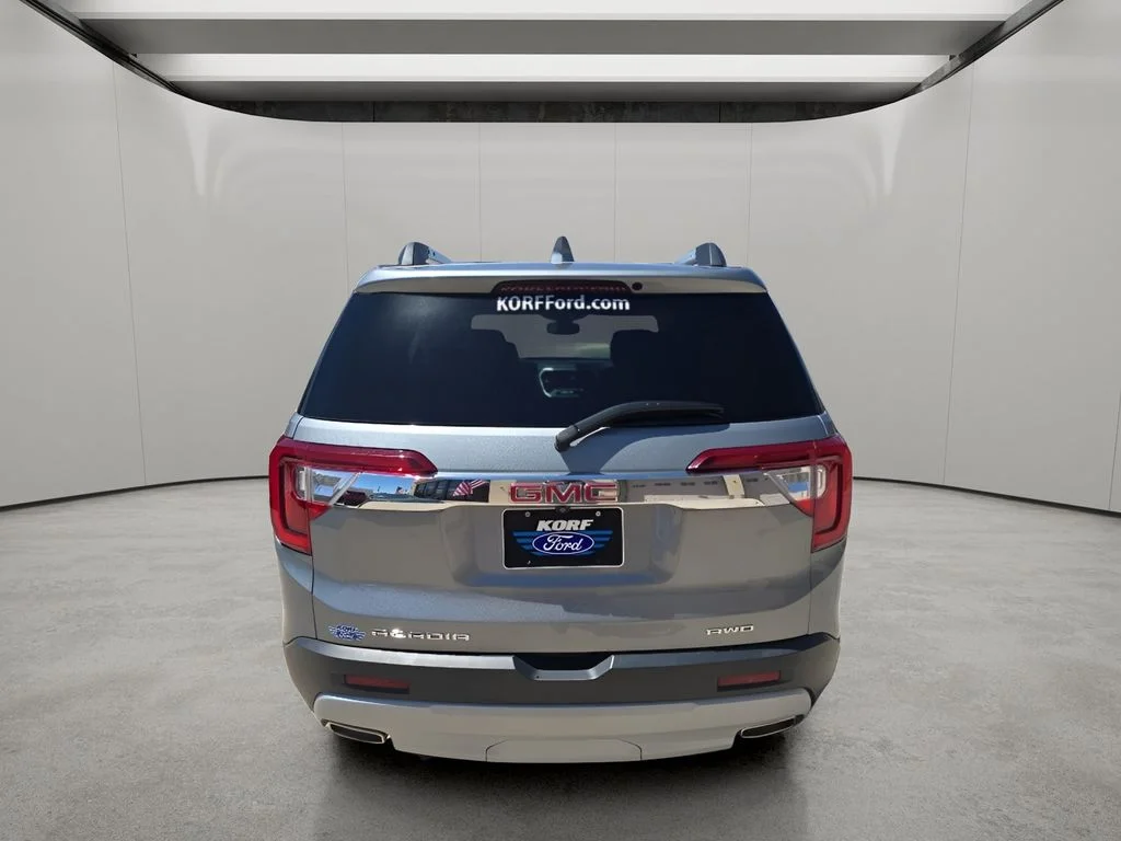 Used 2023 Gray GMC SLT image 4