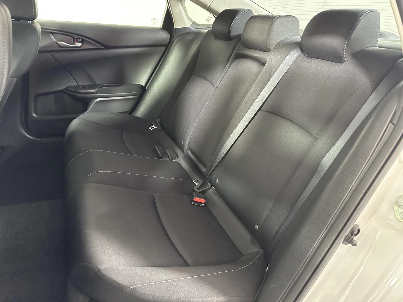 Used 2021 Platinum White Pearl Honda EX image 21