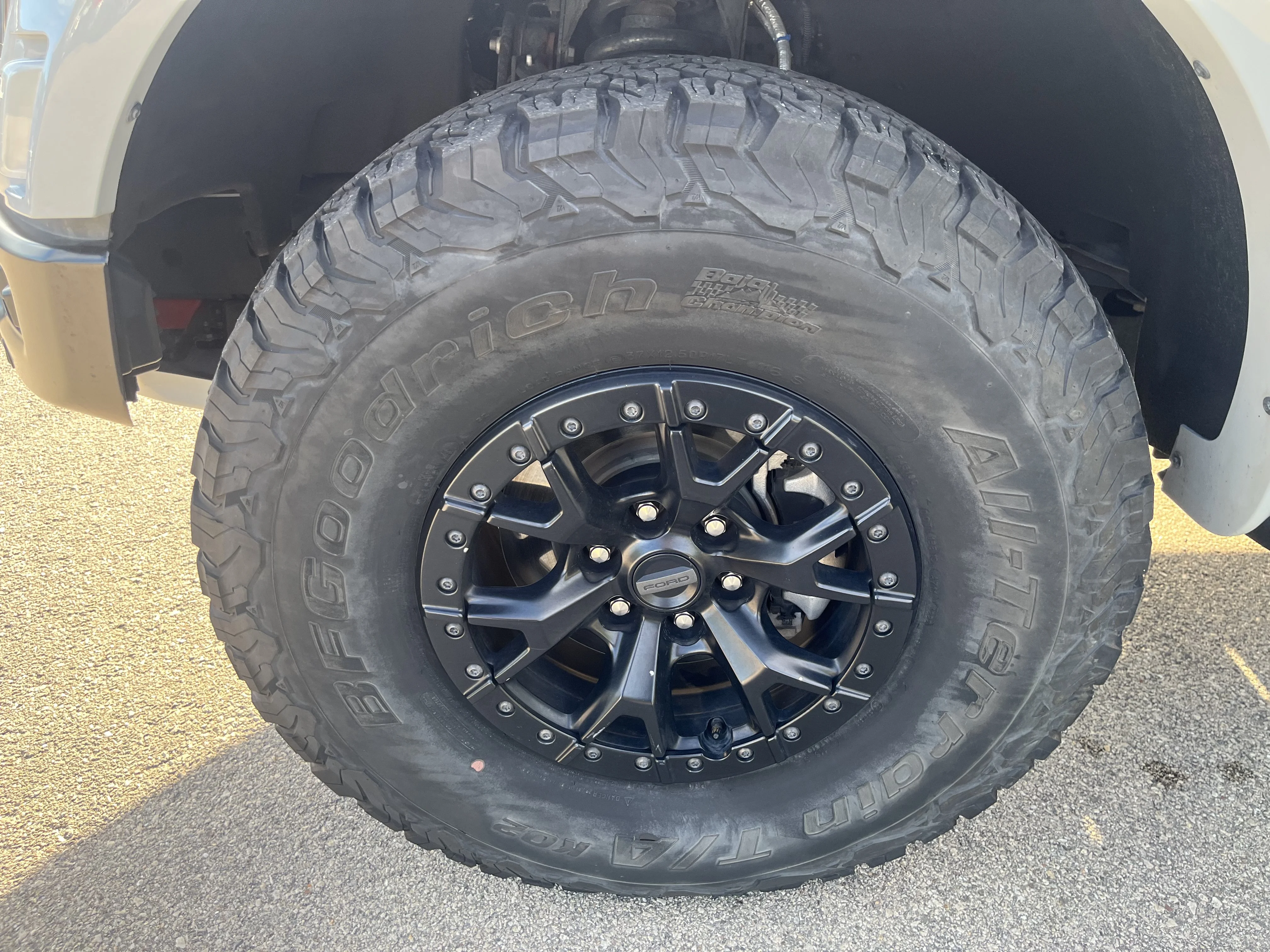 Used 2023 Avalanche Ford Raptor image 25