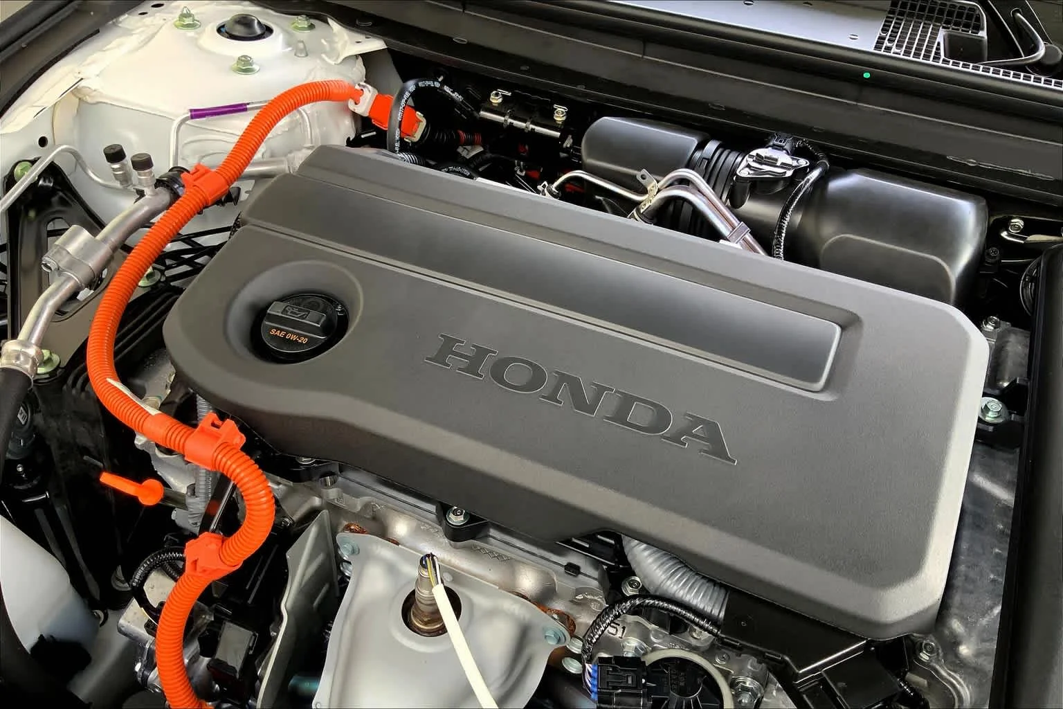 Certified Used 2025 Platinum White Pearl Honda HYBRID SPORT image 17