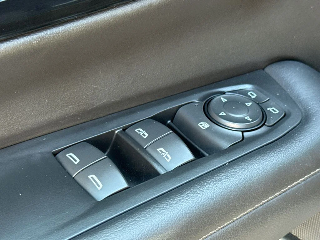 Used 2025 Black Chevrolet LT image 20