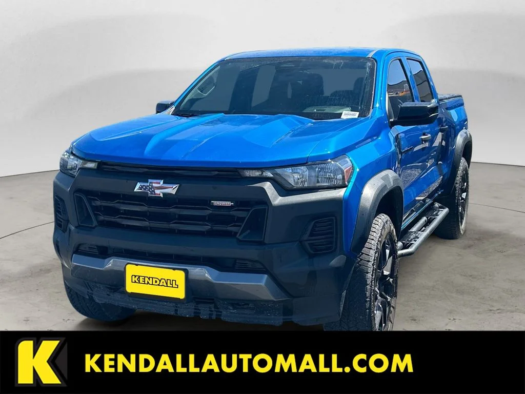 2024 Chevrolet Colorado 4WD Trail Boss Crew Cab Short Box's photo
