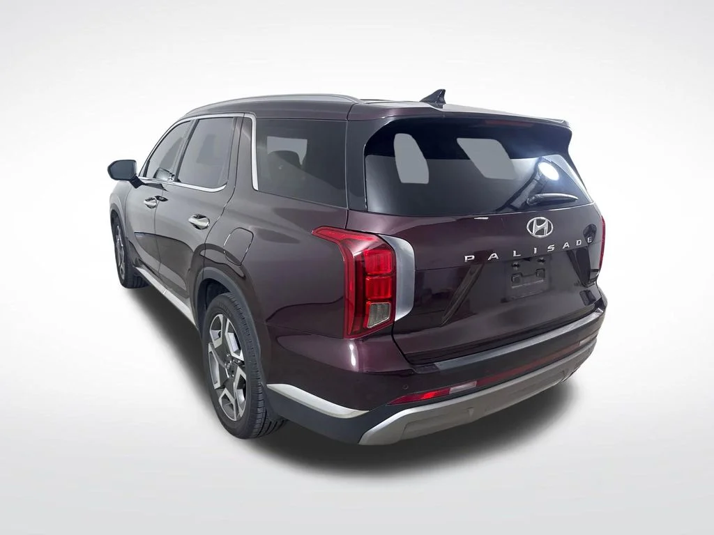 Used 2023 Red Hyundai Limited image 10