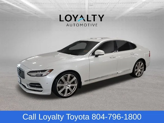 2017 Volvo S90