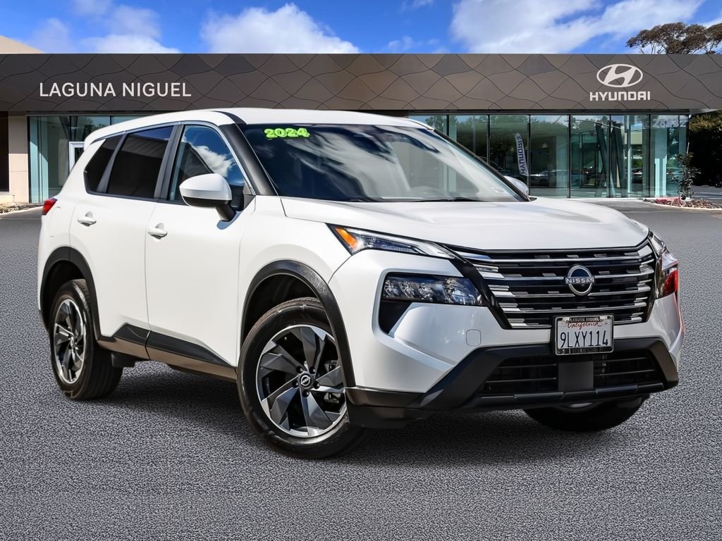 2024 Nissan Rogue SV FWD's photo