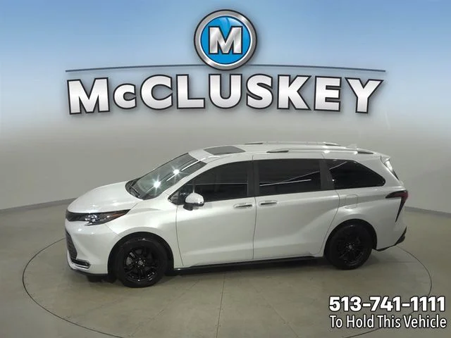Used 2024 Beige Toyota Platinum image 32