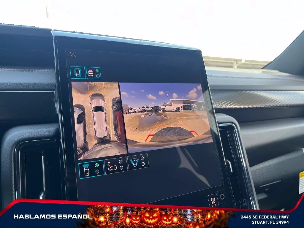 New 2026 Summit White GMC AT4 image 33
