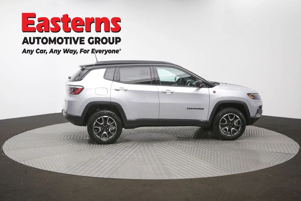 Used 2025 Silver Jeep Trailhawk image 43