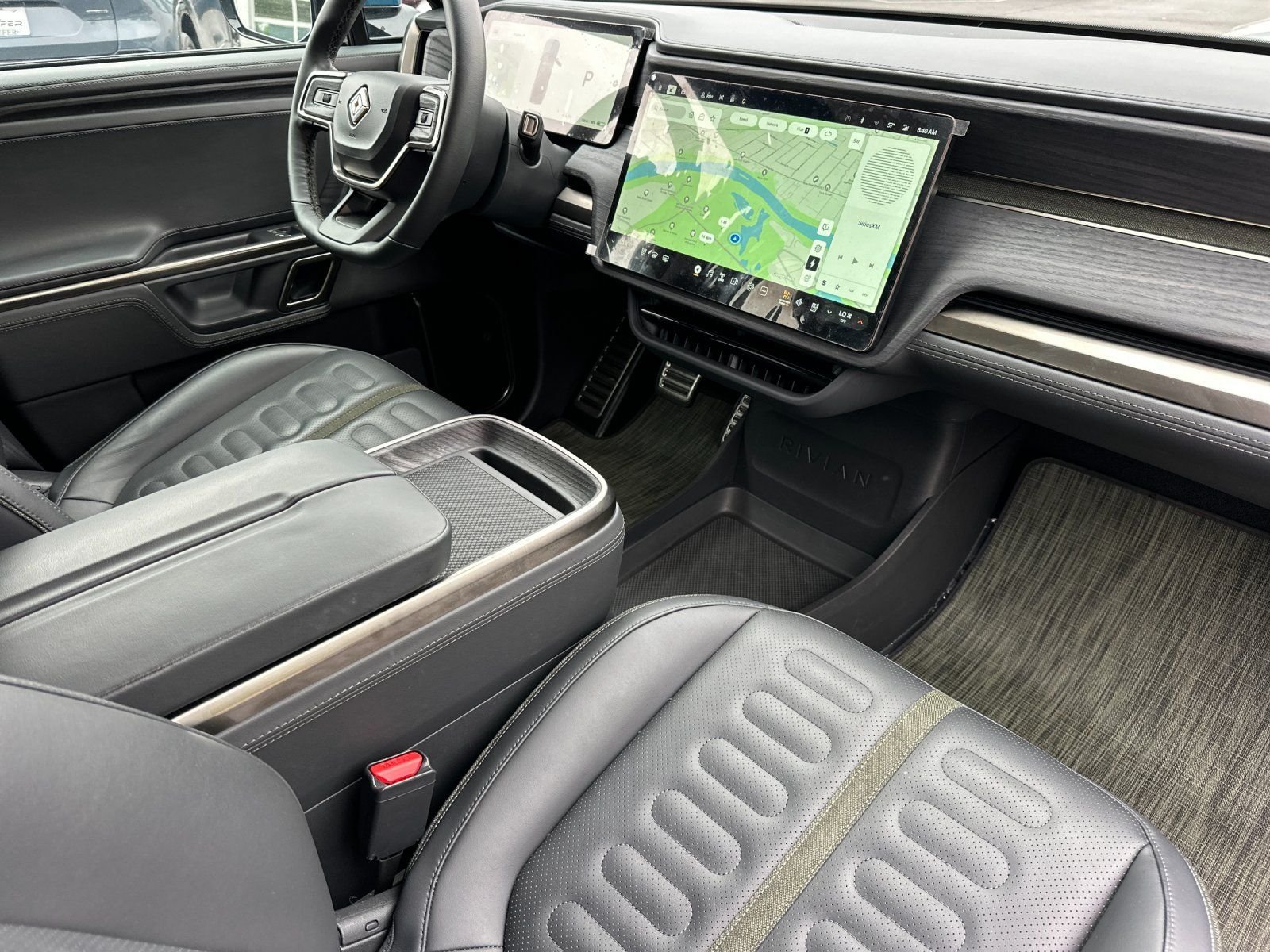 Used 2023  Rivian Adventure image 14