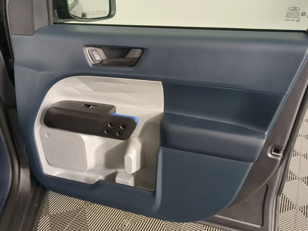 New 2026 CARBONIZED GRAY METALLIC Ford XLT image 18