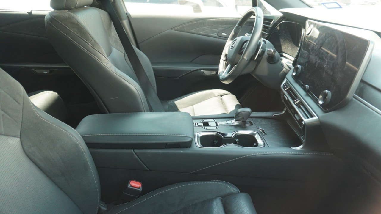 Certified Used 2024 White Lexus RX 350 Luxury image 10